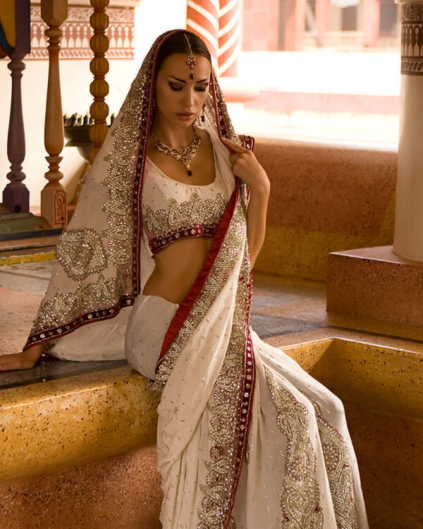 Fashion Georgette Saree - Image 2